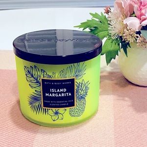 NEW Bath & Body Works Island Margarita 3 W Candle